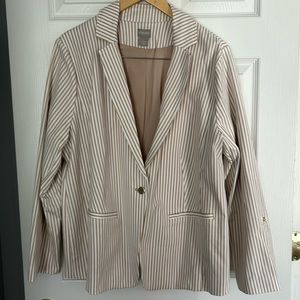 Chicos size 3 blazer